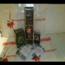kitregaloPADRES4 contiene ;1 Perfume Impacto P/Hombres 100ml , 1 Ron Havana Club 7anos 700ml , 1 Desodorante Sanex sin alcohol , 3 Pañuelos de hombres  