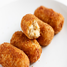 Croquetas de cerdo y pollo Caseras ( 10 UNIDADES)