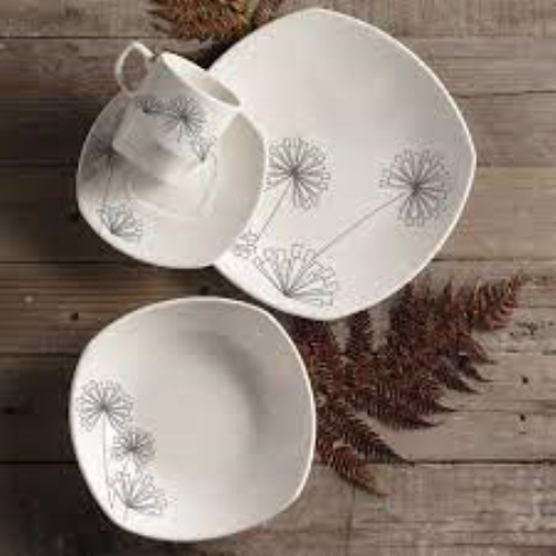 SET DE VAJILLA DE PORCELANA 16 PIEZAS